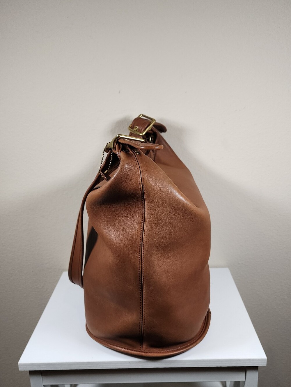 Vintage Coach British Tan Duffle Sac #9085 - Picture 4 of 16